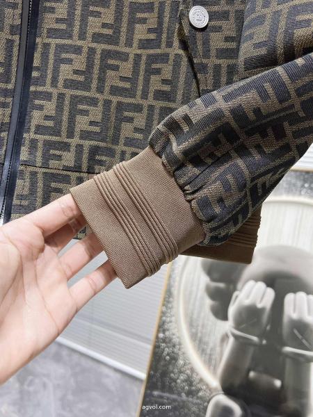 コートスーパー コピー 品2025最新作華やかな印象FENDI 5 