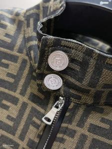 コートスーパー コピー 品2026最新作華やかな印象FENDI