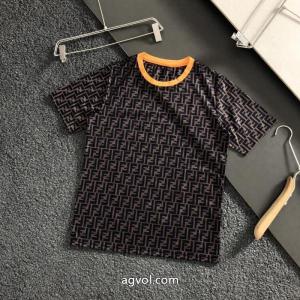 fendiトップシルキークラシックコーヒーカラーフルロゴ半袖