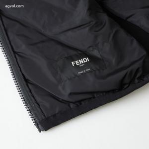 コピー 品 ブランド透け感良さ 優れた品質 2026到着済ダウンジャケットFENDI
