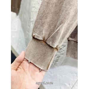 コピー 品 販売パーカー今季新作登場 保温性も抜群 人気沸騰中フェンディ