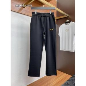     スラックス甘過ぎず大人な印象に 最前線2026 冬の涼しい人気新作激安 通販 専門店FENDI.