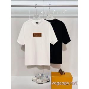 雑誌掲載ブランド 特別感満載のデザイン 完売再入荷  ブランド コピー 品FENDITシャツ