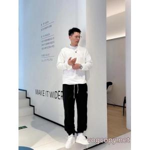 高級感を演出する 専門通販店 人気新作登場コピー ブランド 販売FENDI長袖Tシャツ