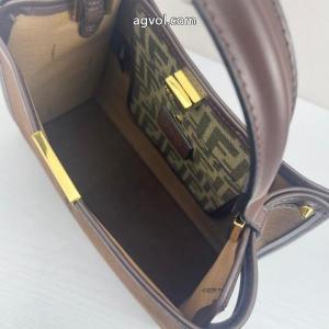 FENDIブランド 偽物 通販    バッグ安定した質感 2026最新入荷 超人気新品..
