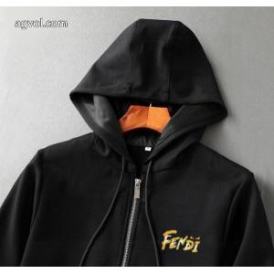 優しい色味がかわいい 大人っぽく着こなせる 脚長効果を見せるスーパー コピー 販売FENDIパーカー..