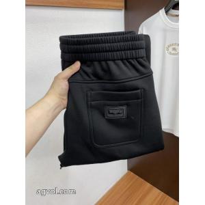 FENDI    スラックス今年流行りの新作アイテム 注目のアイテム 冬の最旬スタイルを楽しいスーパー ブランド コピー..