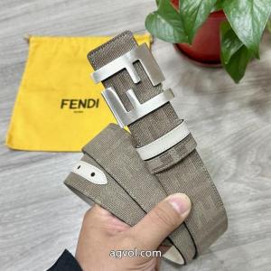 スーパー ブランド コピー    ベルトFENDI今年のトレンドカラー 時間は有限セール 流行の注目ブランド..