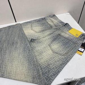     ジーンズ全国無料大人気 今年流行 新色入荷フェンディブランド コピー 安心.