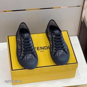 フェンディスーパー コピー 品    スニーカー綺麗！海外セレブ風! 完売再入荷   大人の個性を。 ..