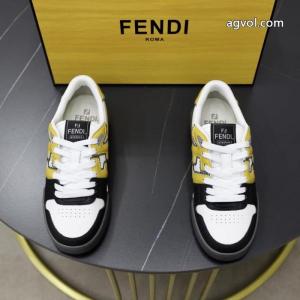     スニーカーFENDIブランド スーパー コピー 店舗追跡あり 上品で美シルエット 2026秋冬トレンドNO1.