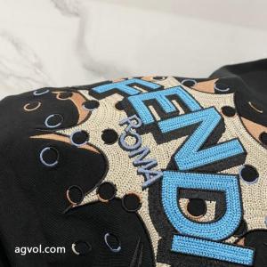 モデル着用 超激レア人気新作 格安新品コピー ブランド 優良TシャツFENDI