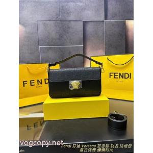 FENDI偽物 ブランド ショップ爽やかに演出する 今季爆発的な人気定番商品 超大特価バッグ