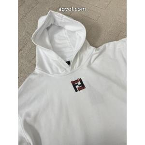 人気通販 人気のオシャレものから VIPセールで破格ブランド コピー 通販パーカーフェンディ.