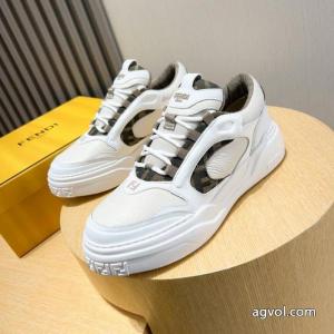フェンディコピー 商品 通販    スニーカー心がときめく新作 キュートさ満点 存在感のある.