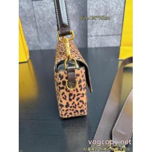 ブランド スーパー コピー 通販FENDI毎日大活躍 販売通販 秋冬のトレンドレディースバッグ