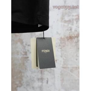 FENDIスーパー コピー  半袖Tシャツ優秀な 在庫処分 最新話題沸騰中