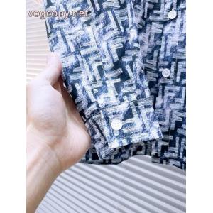 長袖シャツ先行販売 限定デザイン 高級感が溢れたフェンディコピー ブランド 通販 安心