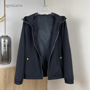 人気セール新品 個性的な春夏のコーディネート 新着アイテム最新FENDIコピー 品 販売コート..