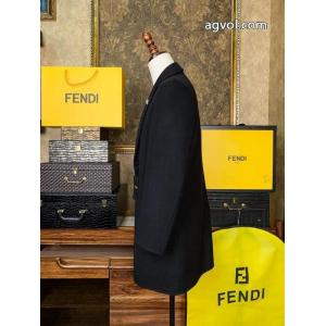 フェンディコピー 商品 販売好感度アップ 高級素材を採用 多様多彩コート..