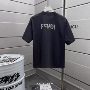 魅力的な 限定デザイン 高級素材ブランド レプリカ半袖TシャツFENDI