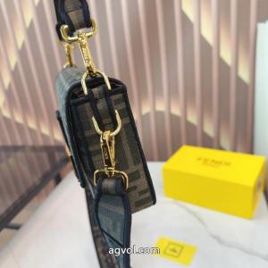 バッグコピー 品 ブランド新作限定おしゃ可愛 人気の高い 海外販売FENDI