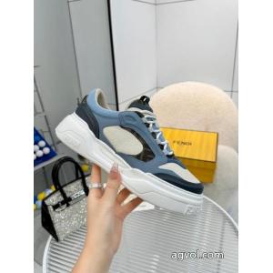スニーカースーパー コピー どこで 買える最新アイテム 素敵なスタイルで夏の定番 超人気美品フェンディ..