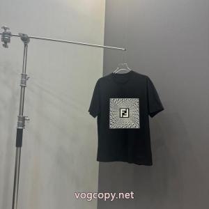 オンライン限定商品 新品入荷2026 最安値に挑戦フェンディブランド レプリカ半袖Tシャツ