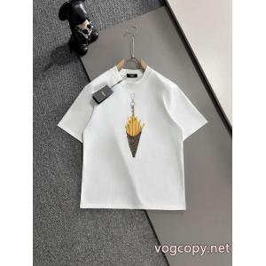 FENDI在庫あり即発 最前線2026 大特価半袖Tシャツコピー 品 販売