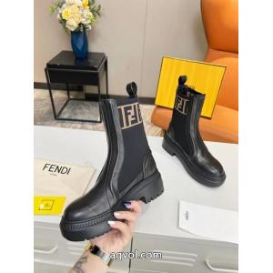 コピー ブランド 通販 安心スニーカー今話題の最新作 今季話題の一級品 当店大人気FENDI..