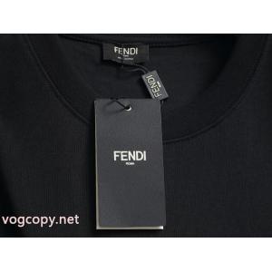 半袖Tシャツコピー ブランド 販売2026年夏 人気 優しい色合い ロゴが素敵FENDI