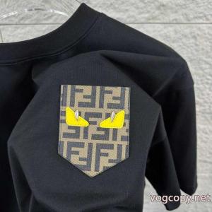 ブランド コピー 安心人気掲載 上品な彩りに夢中 2026夏到来新作半袖TシャツFENDI