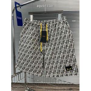 FENDI新品人気上昇 ミックス感が溢れる 相性抜群ブランド フェイクカジュアルパンツ