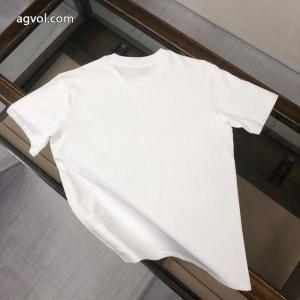 ブランド スーパー コピー半袖Tシャツ洗練された印象 オーバーサイズ 着心地良くFENDI