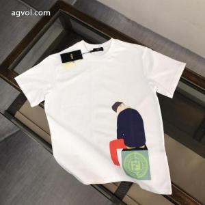HOT セール 激安 大容量 優秀なアイテム半袖TシャツFENDIブランド 偽物 激安