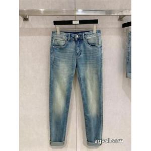 ジーンズスーパー コピー 通販 優良FENDI在庫確保済 新登場 現代的な印象
