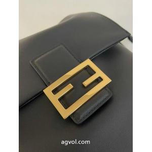 バッグ新しい品質保証 限定☆セール 毎日でも使える人気商品FENDIスーパー コピー 通販 優良..