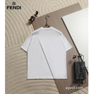 今年マスト お洒落が人気新品 素敵なデザインブランド コピー 安心半袖TシャツFENDI