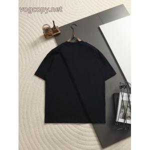 半袖Tシャツ偽物 ブランド先行入荷 可愛いすぎる 人気が爆発 FENDI