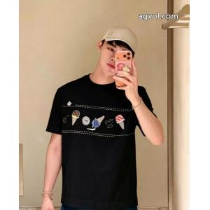 超激得格安 トップセラー賞受賞 今流行FENDIブランド コピー 専門店半袖Tシャツ