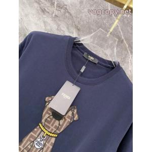 ブランド レプリカ先行販売 2026新作コレクション お洒落な存在感 半袖TシャツFENDI