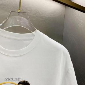  半袖TVIP価格26SS海外発  大人気 完売前に 【人気ブログ掲載】  フェンディスーパー コピー 安心.