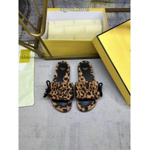 日本でおなじみ!? ベストセラー 話題となる人気品ブーツ激安 通販 ブランドFENDI..