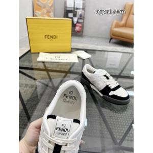 スニーカーフェンディスーパー コピー 安心品薄お早めに 完売必至 即発2026 欲しいぃ..