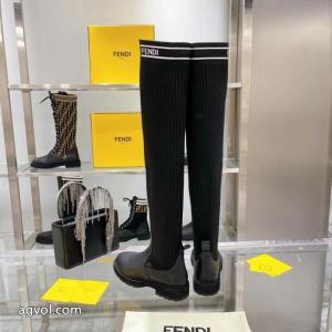 コピー ブランド 通販ブーツ2026春夏新作 注目作品 定番のモデルFENDI..