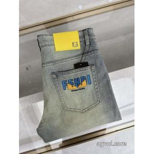 ブランド コピー 販売 店ジーンズ履き心地良い 驚きの破格値本物保証 激安期間限定セールフェンディ