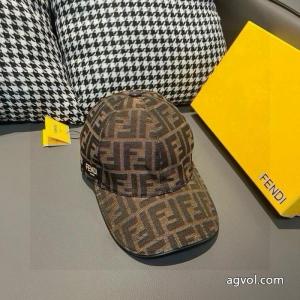 帽子今っぽいトレンド お買い得高品質 大歓迎な専門店激安 ブランドFENDI.