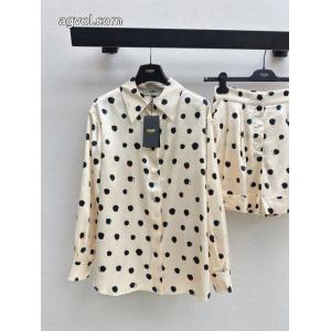     セットFENDI芸能人愛用 魅力的 新作限定ブランド コピー 販売店.