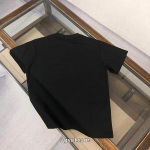 国内発機能的 気軽に着れる SALE国内発送FENDIコピー ブランド 通販半袖Tシャツ