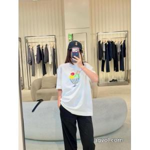 夏の定番スタイル スタイルアップ効果 デザイン性の高いフェンディブランド 品 激安 通販半袖T.